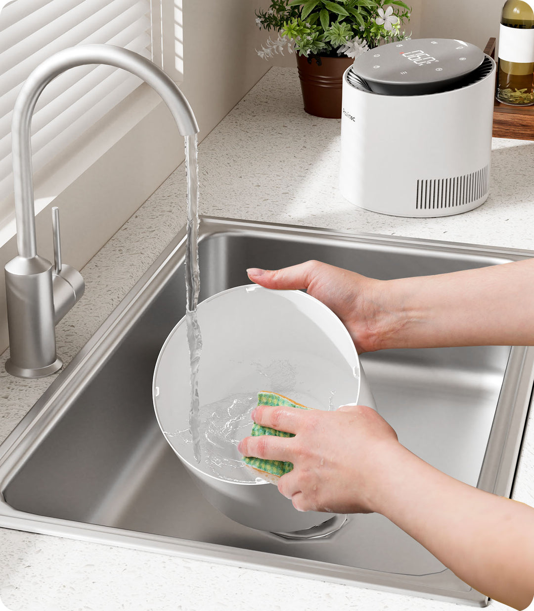 smart humidifier for cleaning